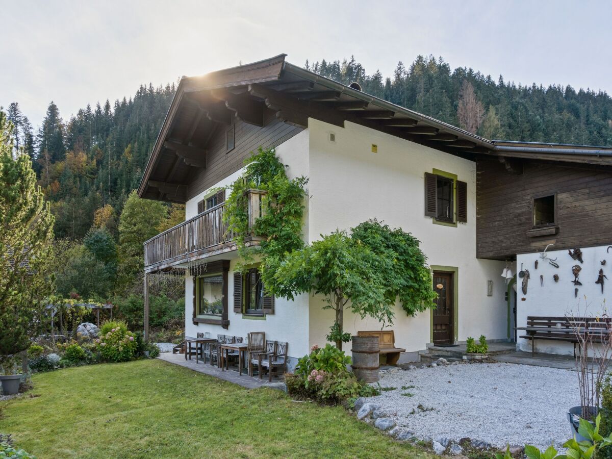 Chalet Chalet in Leogang near Ski Lifts