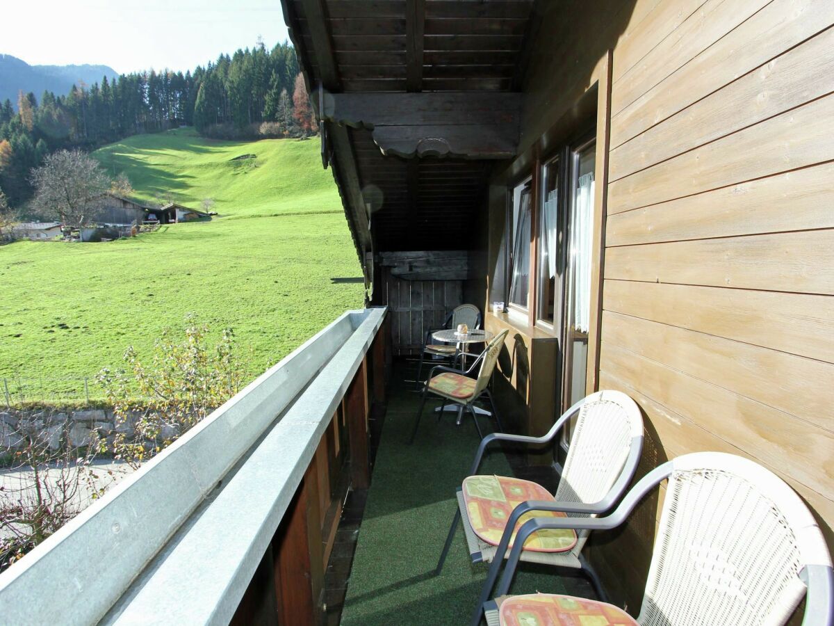 Apartment Apartment in Fügen near Ski Slopes - Outdoor photo 3