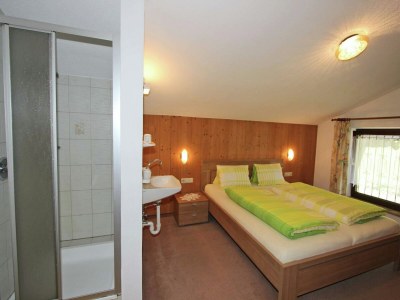 Apartment Apartment in Fügen near Ski Slopes - Features photo 16