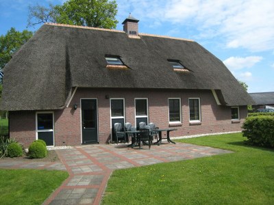 Farmhouse Bauernhaus in Rheeze am Wald für 20 Von Belvilla - Outdoor photo 9