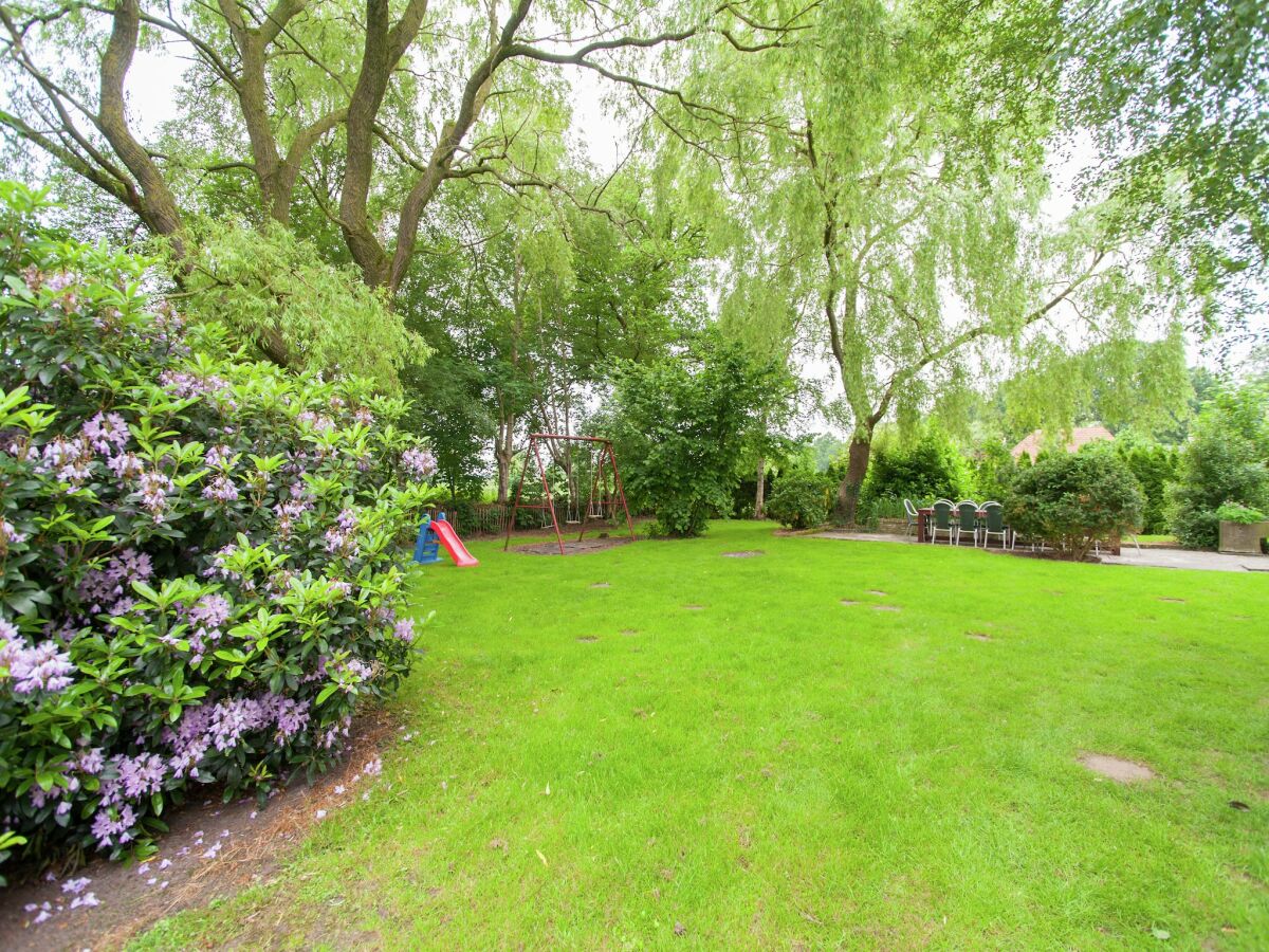 Farmhouse Farmhouse in Waskemeer with Large Garden - Outdoor photo 5