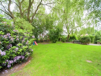 Farmhouse Farmhouse in Waskemeer with Large Garden - Outdoor photo 5