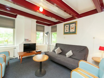 Farmhouse Farmhouse in Waskemeer with Large Garden - Features photo 10