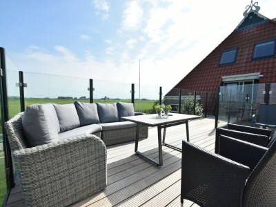 Farmhouse Farm located in a beautiful area of Friesland - Outdoor photo 9
