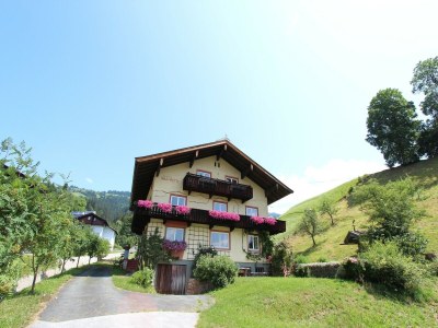 Apartment Chalet in Hopfgarten am Skilift - Outdoor photo 12