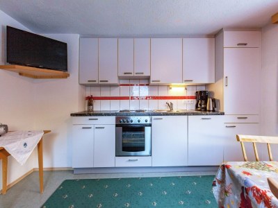 Apartment Apartment in See near Ski Slopes - Features photo 15