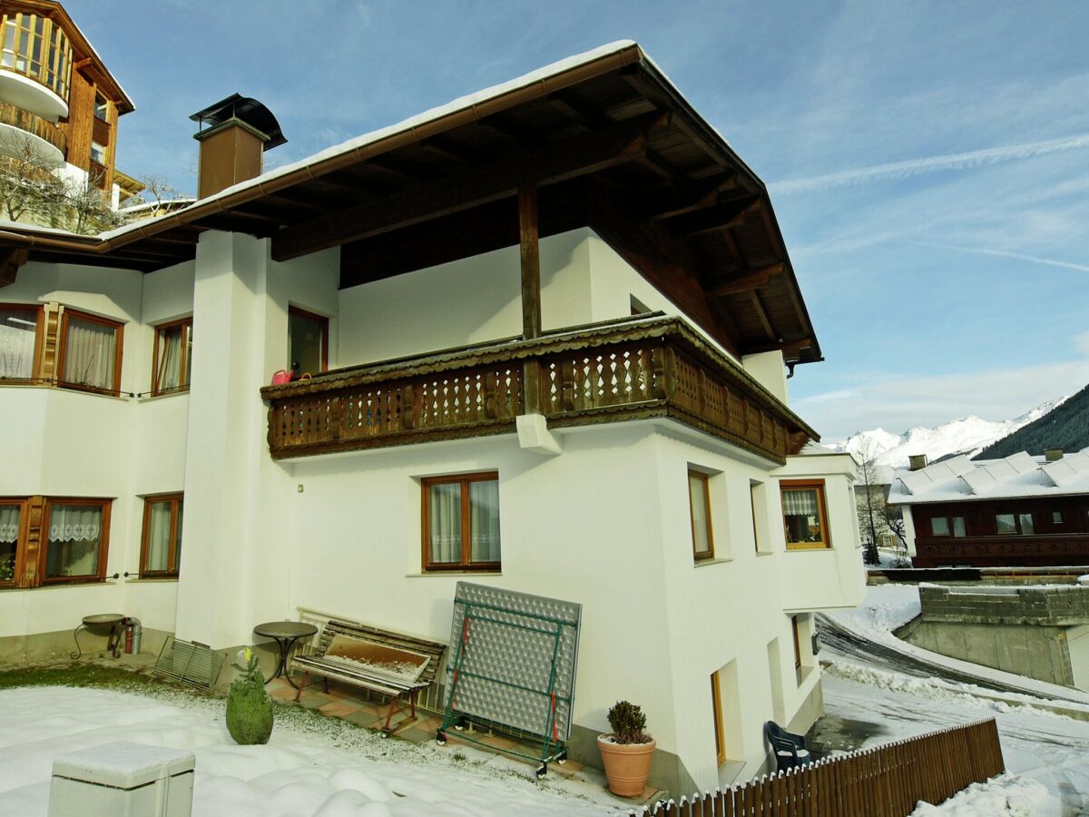 Apartment Apartment in Kappl near Ski Lift - Outdoor photo 5