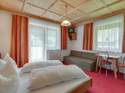 Apartment Apartment in Kappl near Ski Slopes - Features photo 20