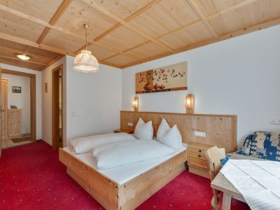 Apartment Apartment in Kappl near Ski Slopes - Features photo 24