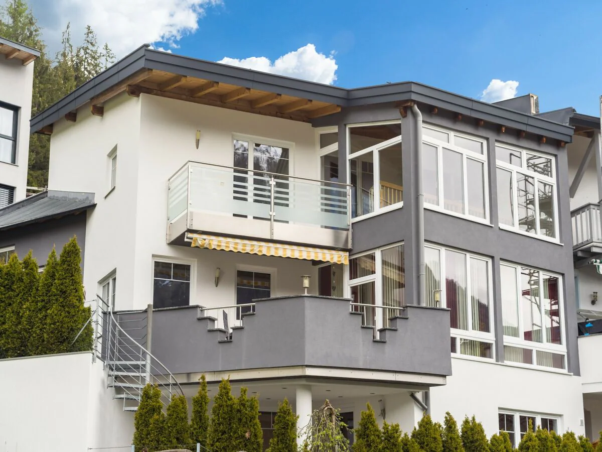 Apartment Wohnung in Strengen nahe Skibus