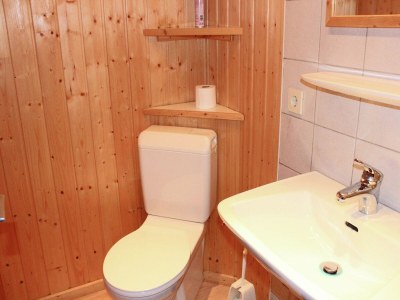 Chalet Chalet in Sibratsgfäll near Ski Slopes - Features photo 8