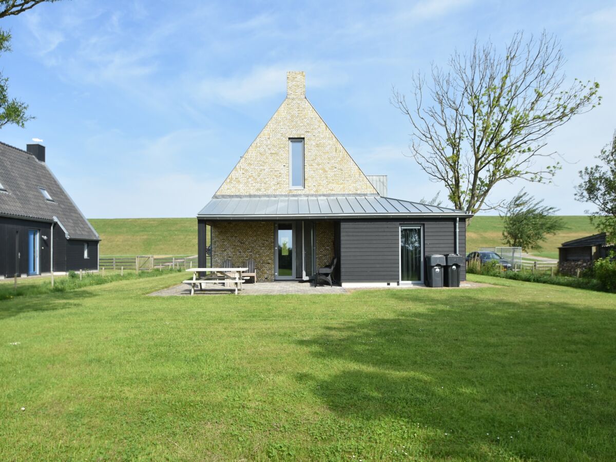 Villa Villa in Friesland near Wadden Coast - Outdoor photo 2