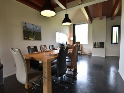 Villa Detached villa on the Zeedijk with view - Features photo 12