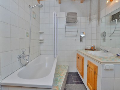 Chalet Chalet in Einach near Ski Slopes - Features photo 24