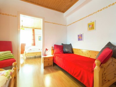 Holiday house Renovated Mountain Retreat Stay - Features photo 18