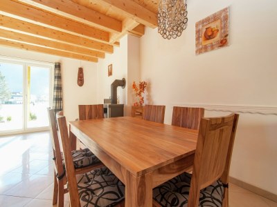 Chalet Chalet in Koetschach-Mauthen near ski slope - Features photo 17