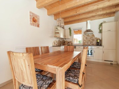 Chalet Chalet in Koetschach-Mauthen near ski slope - Features photo 18