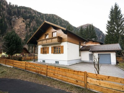 Holiday house Holiday Home in Rennweg near Ski Slopes in Rennweg am Katschberg - Holiday house