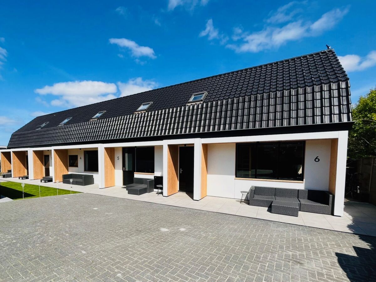 Apartment Dorpsweg 18 Apartment 4