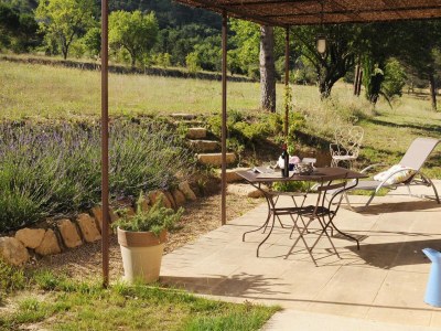 Holiday apartment with charm and views of the Vaucluse mountains - 307 APT - Outdoor photo 2