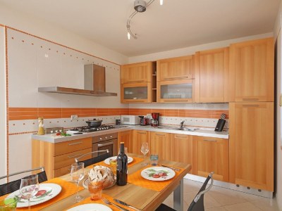 Holiday apartment - No title - - Features photo 12