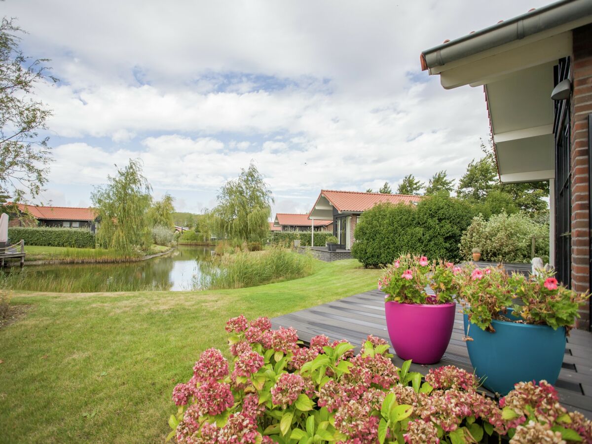 Chalet Chalet in Kattendijke nahe Oosterschelde - Outdoor photo 3