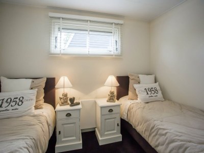 Chalet Chalet in Kattendijke nahe Oosterschelde - Features photo 18