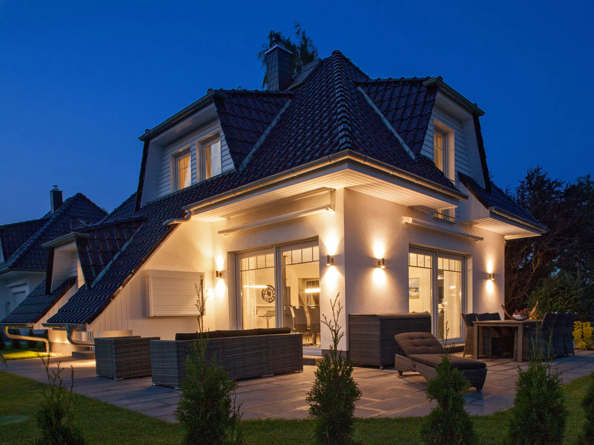 Holiday house Sea ambience.