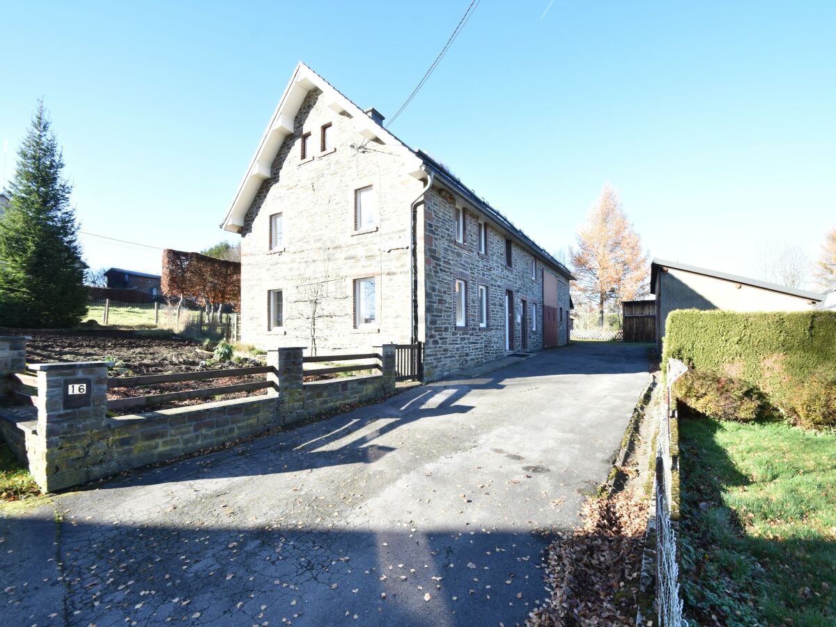 Holiday house Ferienhaus in Kuchelscheid mit Terrasse - Outdoor photo 4