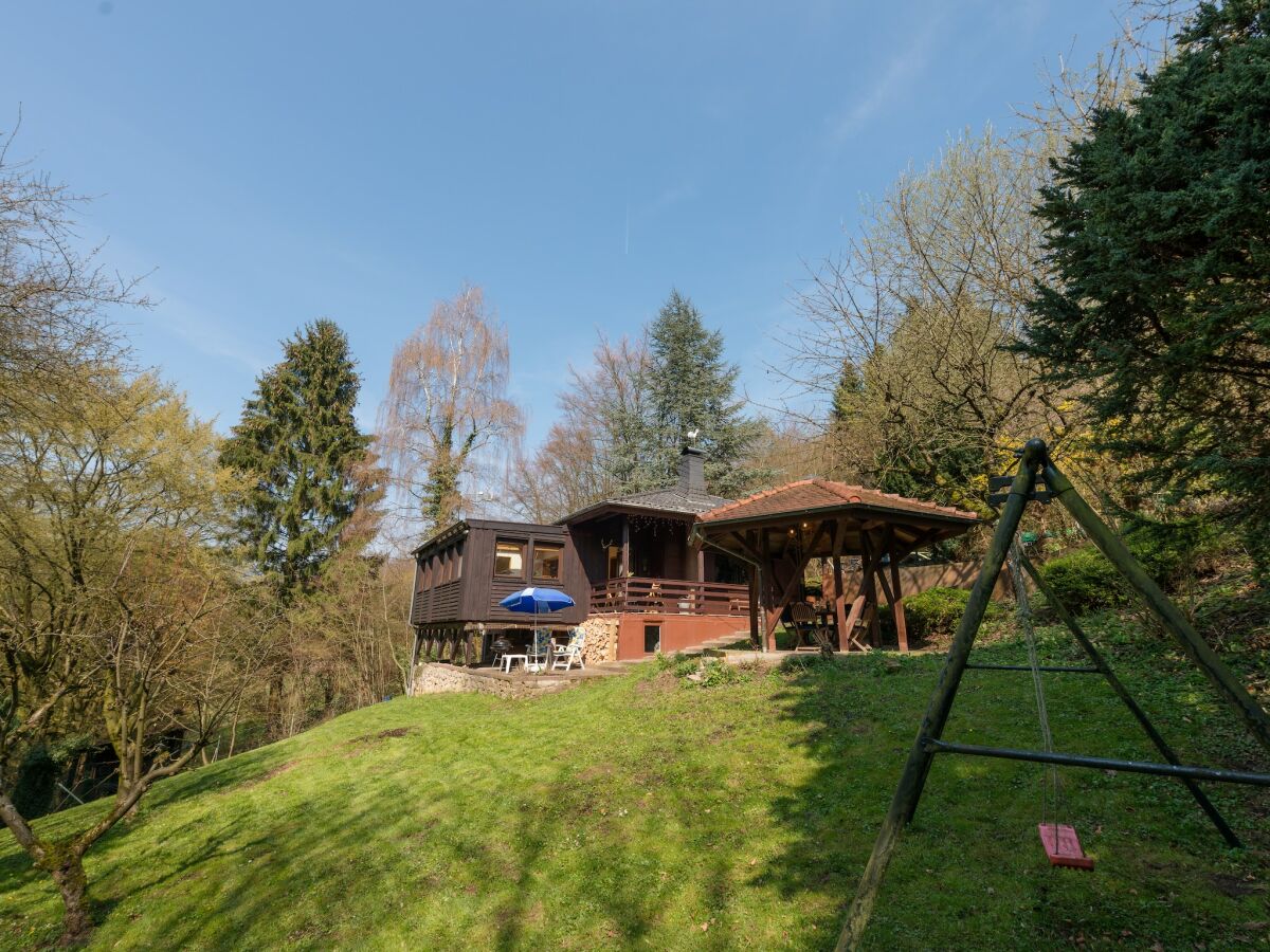 Holiday house Ferienhaus in Eichenborn mit Garten - Outdoor photo 2