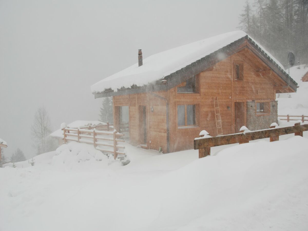 Chalet Chalet in La Tzoumaz near Ski Slopes - Outdoor photo 4