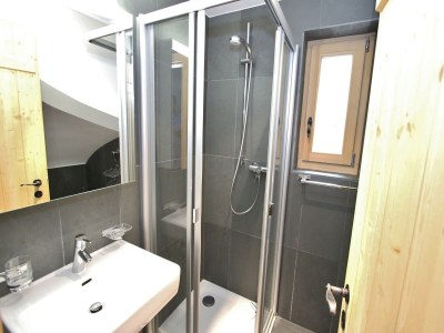 Chalet Chalet in La Tzoumaz near Ski Slopes - Features photo 13