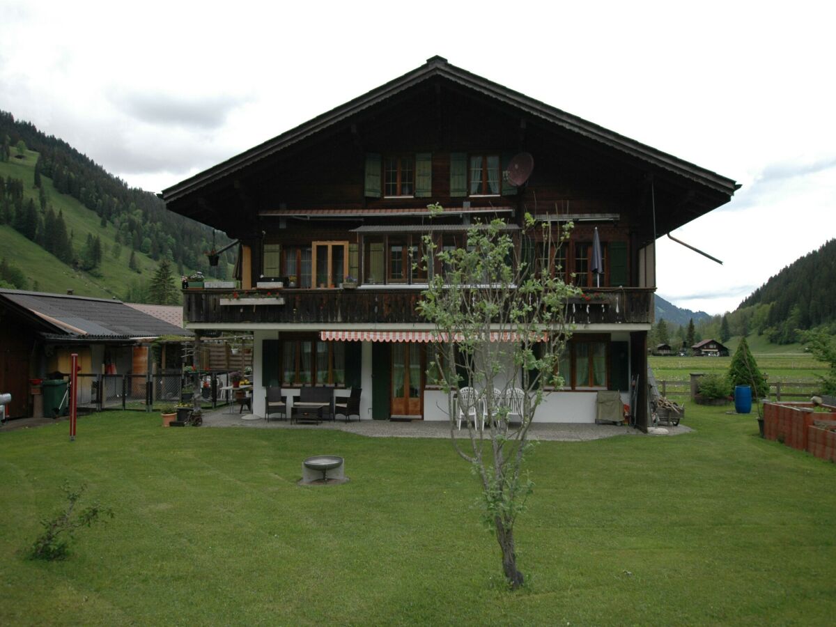 Apartment Chalet in Lenk nahe Simmenfälle - Outdoor photo 5