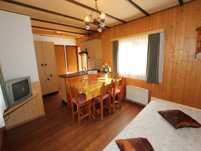 Chalet Chalet in Valais near Ski Lift & Saas Valley - Features photo 8