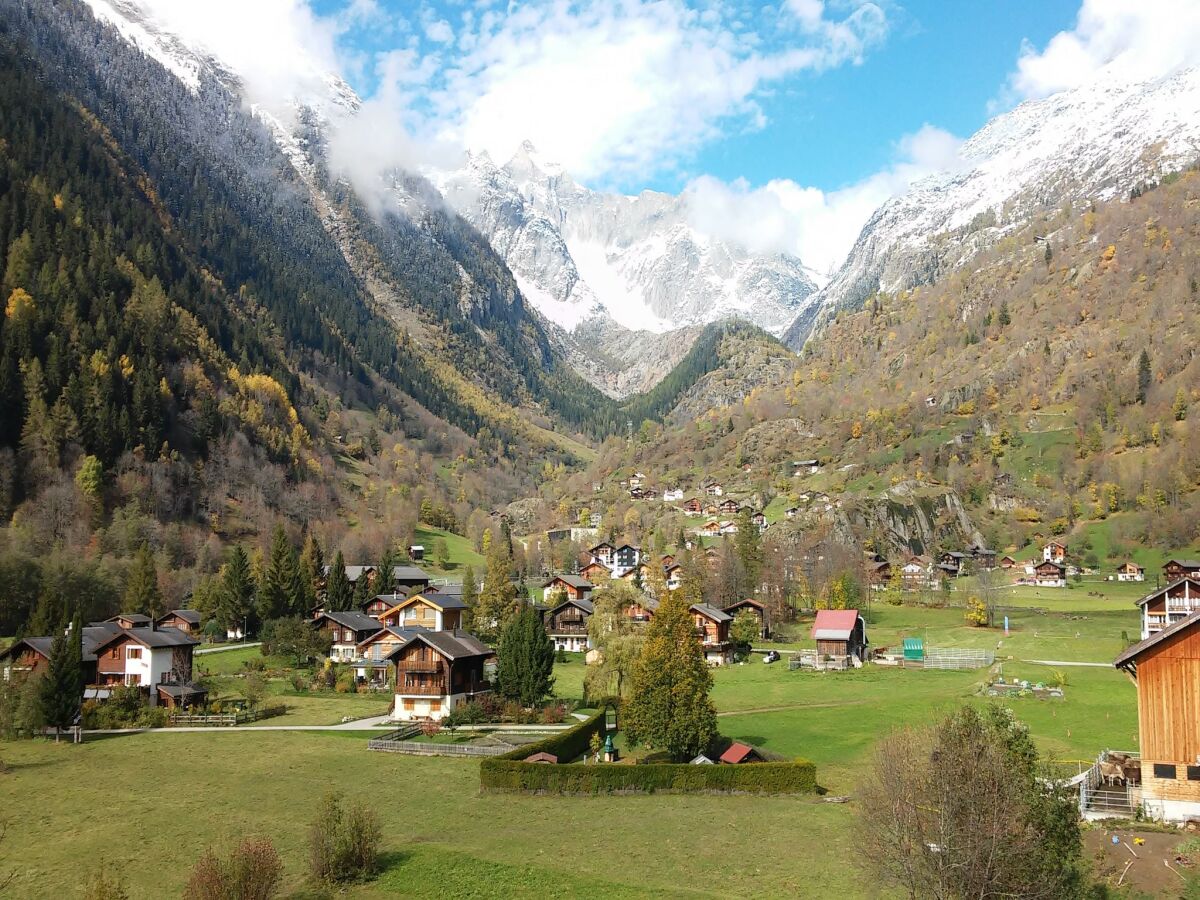 Apartment Chalet in Fieschertal with Stunning Views - Outdoor photo 5