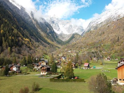 Apartment Chalet in Fieschertal with Stunning Views - Outdoor photo 5