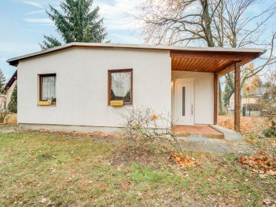 Holiday house Gartenbungalow in Blankenfelde-Mahlow - Outdoor photo 11