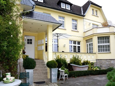 Apartment Ferienwohnung Wintergarten in Bad Pyrmont - Outdoor photo 8