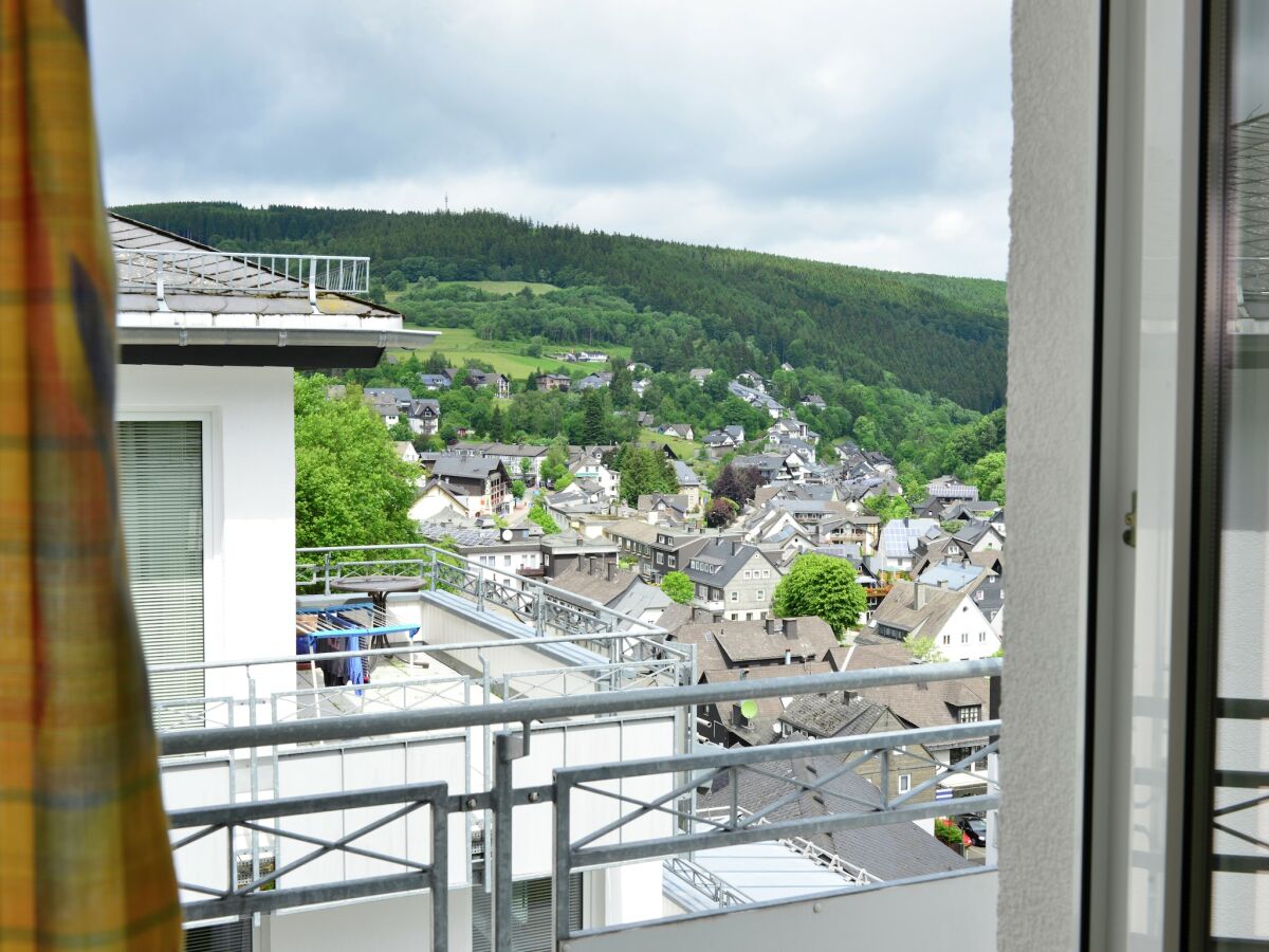Apartment Große Ferienwohnung in Willingen mit Balkon - Outdoor photo 2