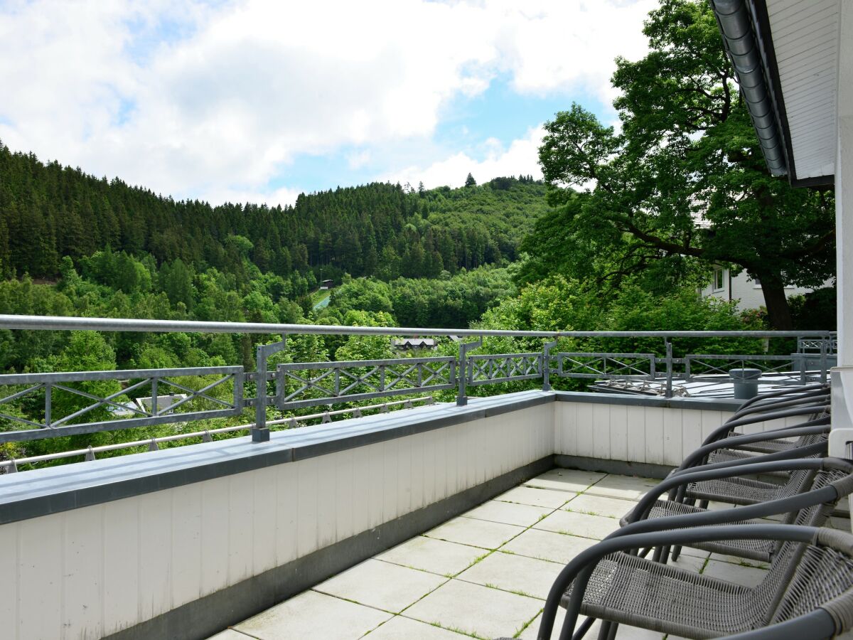 Apartment Große Ferienwohnung in Willingen mit Balkon - Outdoor photo 5