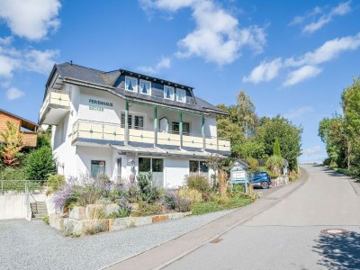 Apartment Moderne Ferienwohnung am Wald in Schwalefeld - Apartment