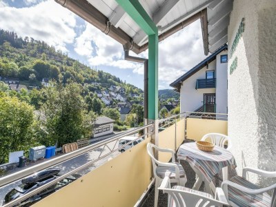 Apartment Moderne Ferienwohnung am Wald in Schwalefeld - Outdoor photo 2