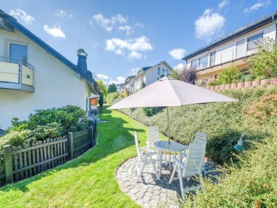 Apartment Moderne Ferienwohnung am Wald in Schwalefeld - Outdoor photo 3