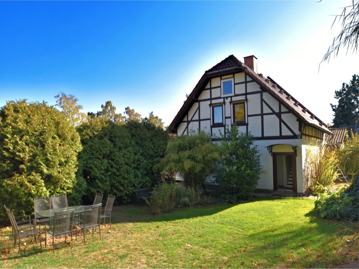 Holiday house Geräumiges Ferienhaus in Hessen mit Garten - Outdoor photo 3