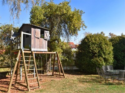Holiday house Geräumiges Ferienhaus in Hessen mit Garten - Outdoor photo 2