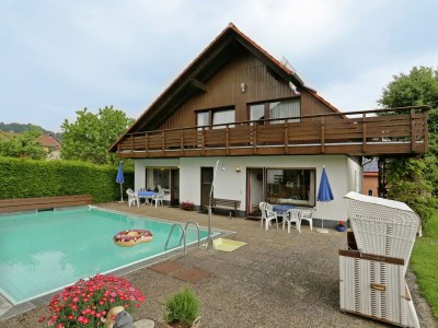 Apartment Apartment in Armsfeld mit Pool - Outdoor photo 9