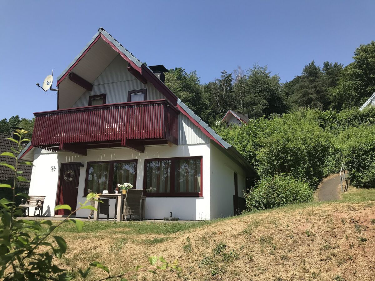 Holiday house Holiday home in Reimboldshausen with balcony