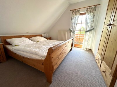 Holiday house Holiday home in the Knüllgebirge with balcony - Features photo 17