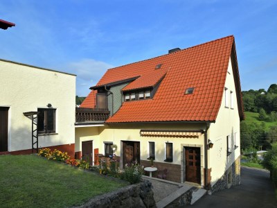Apartment holiday home in the Thuringian Forest with roof - Outdoor photo 3
