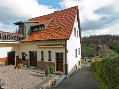 Apartment holiday home in the Thuringian Forest with roof - Outdoor photo 4